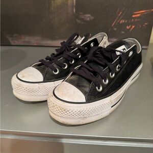 Stylish Black and White Women's Sneakers